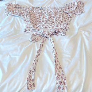Hollister crop top